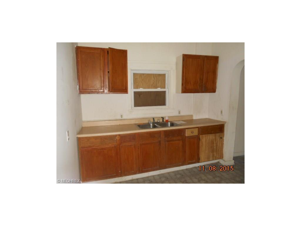 432 Madison Ave, Akron, OH 44320 photo 2