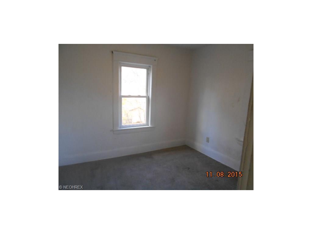 432 Madison Ave, Akron, OH 44320 photo 8