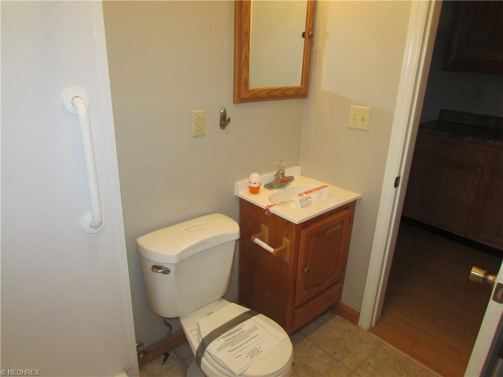 5003 Kain Ave, Ashtabula, OH 44004 photo 13