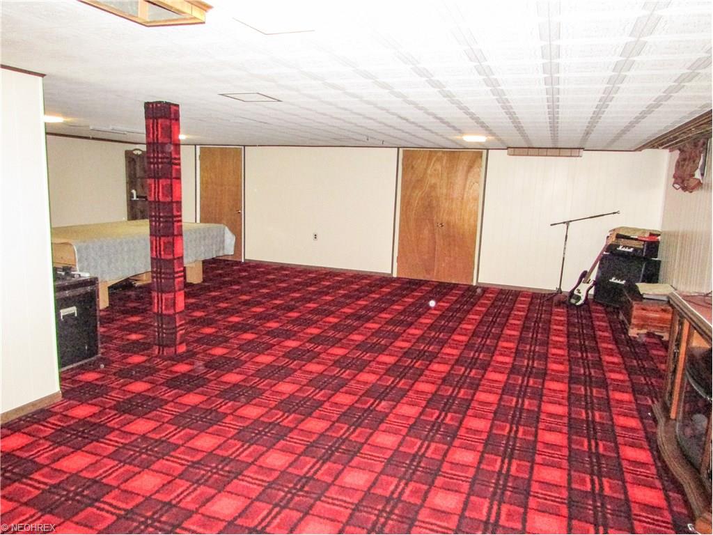 303 Vassar Ave, Elyria, OH 44035 photo 24