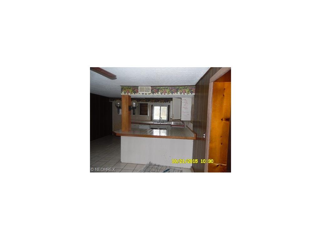 4523 Center Rd, Ashtabula, OH 44004 photo 7