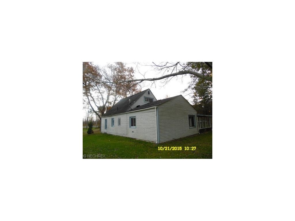 4523 Center Rd, Ashtabula, OH 44004 photo 4