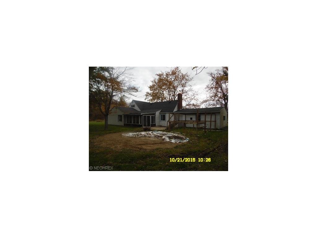 4523 Center Rd, Ashtabula, OH 44004 photo 2