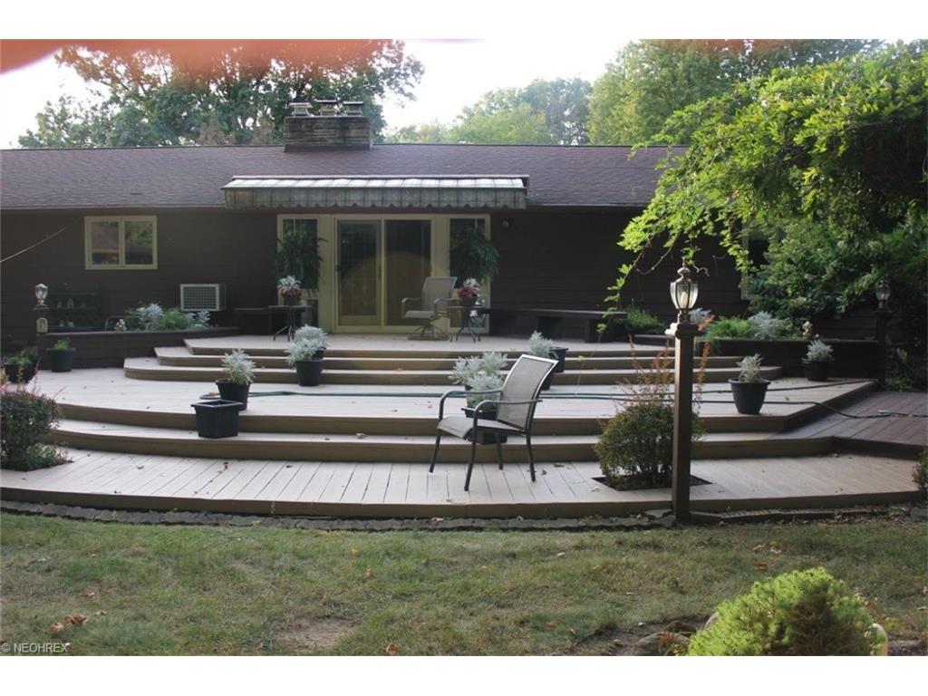 5545 Riveredge Dr, Elyria, OH 44035 photo 4