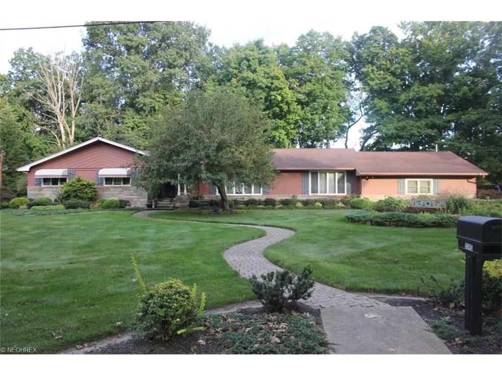 5545 Riveredge Dr, Elyria, OH 44035 photo 1