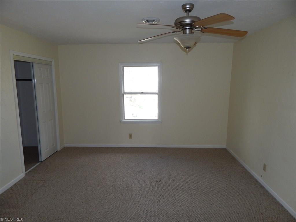 328 High St, Elyria, OH 44035 photo 13