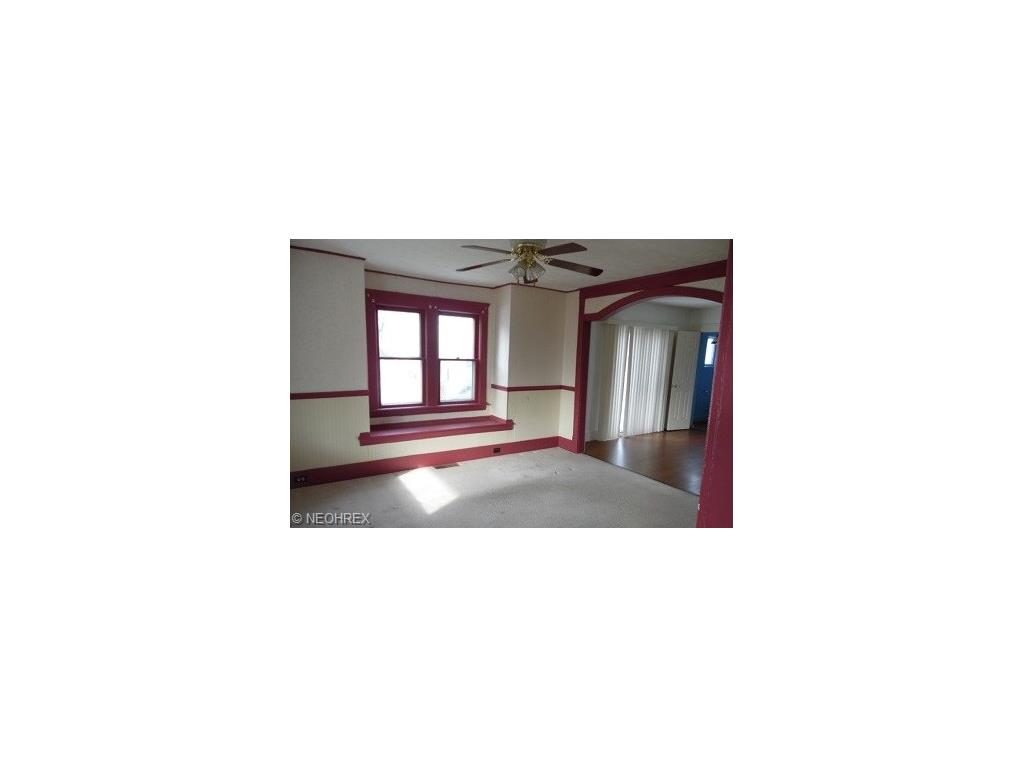 5332 Summer Ave, Ashtabula, OH 44004 photo 4