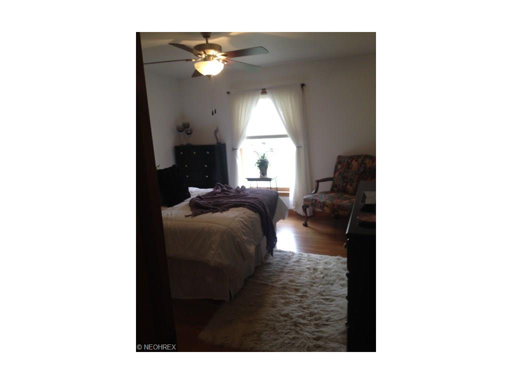 7216 Brookside Rd, Independence, OH 44131 photo 3