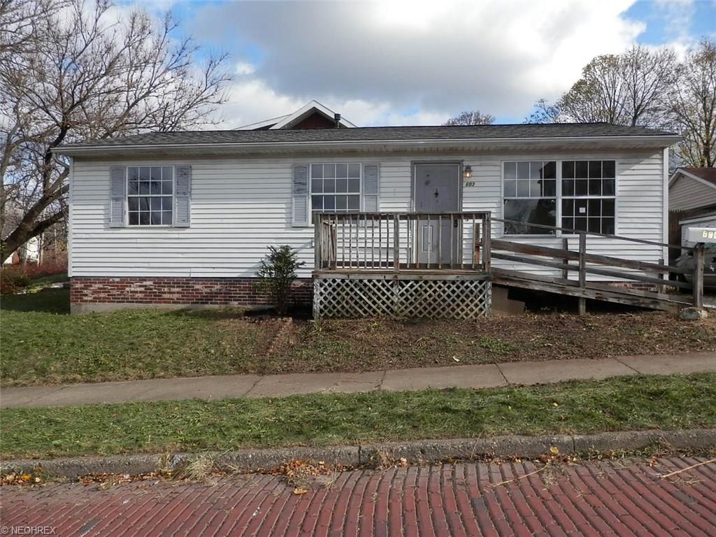 603 Marview Ave, Akron, OH 44310 photo 1