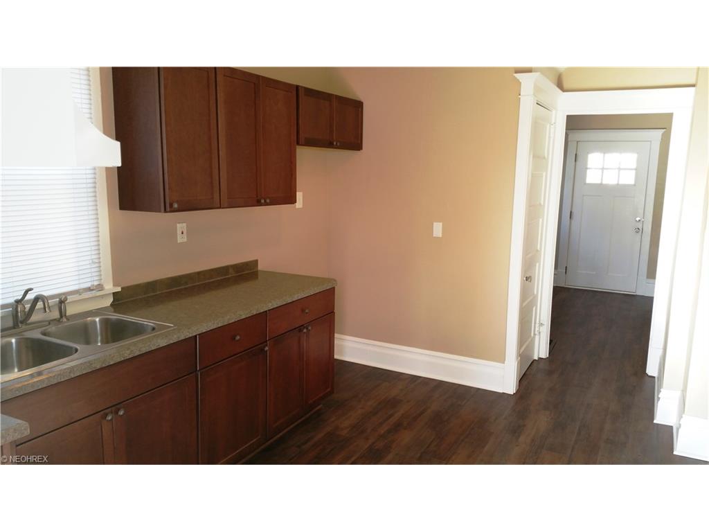 131 Cornell Ave, Elyria, OH 44035 photo 14
