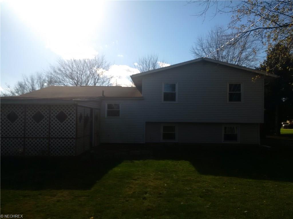 8086 Emerald Ave NE, Canton, OH 44721 photo 5
