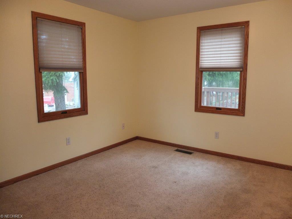 4612 Yoder Ave SW, Canton, OH 44706 photo 7