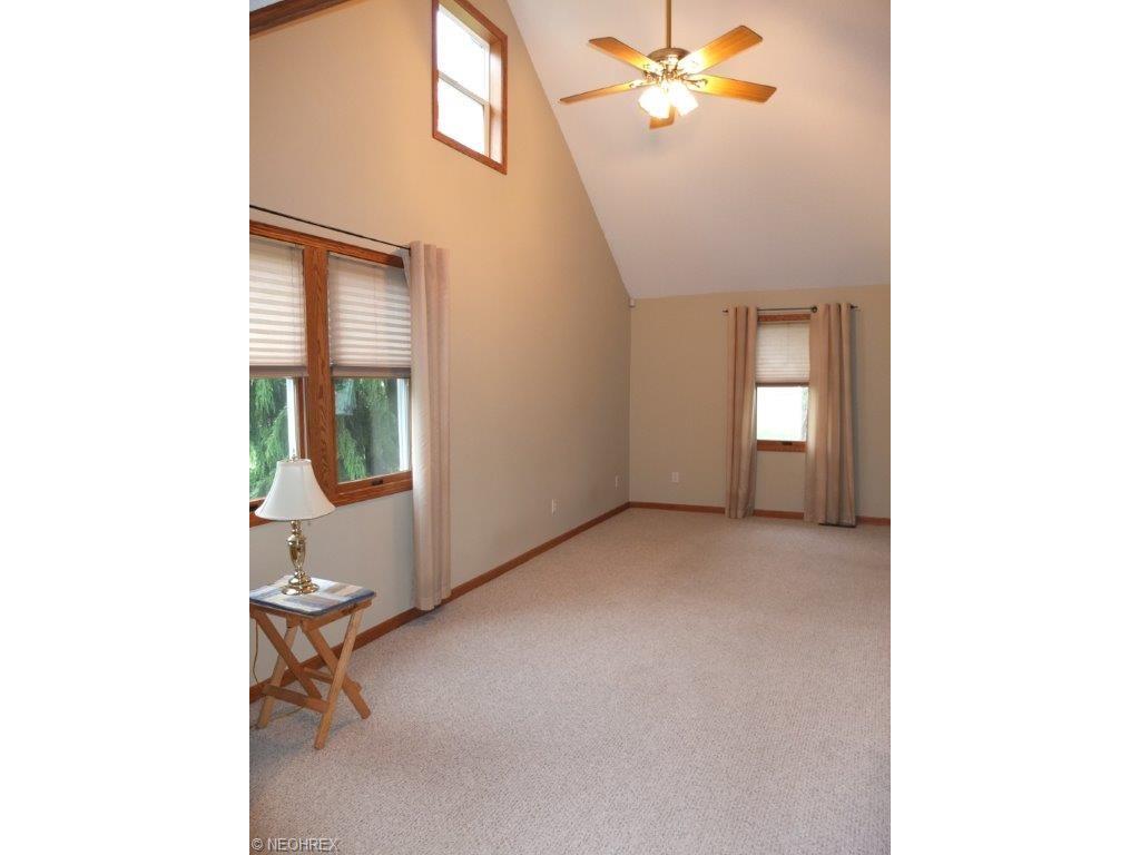 4612 Yoder Ave SW, Canton, OH 44706 photo 2
