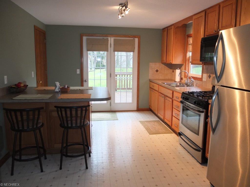 4612 Yoder Ave SW, Canton, OH 44706 photo 4