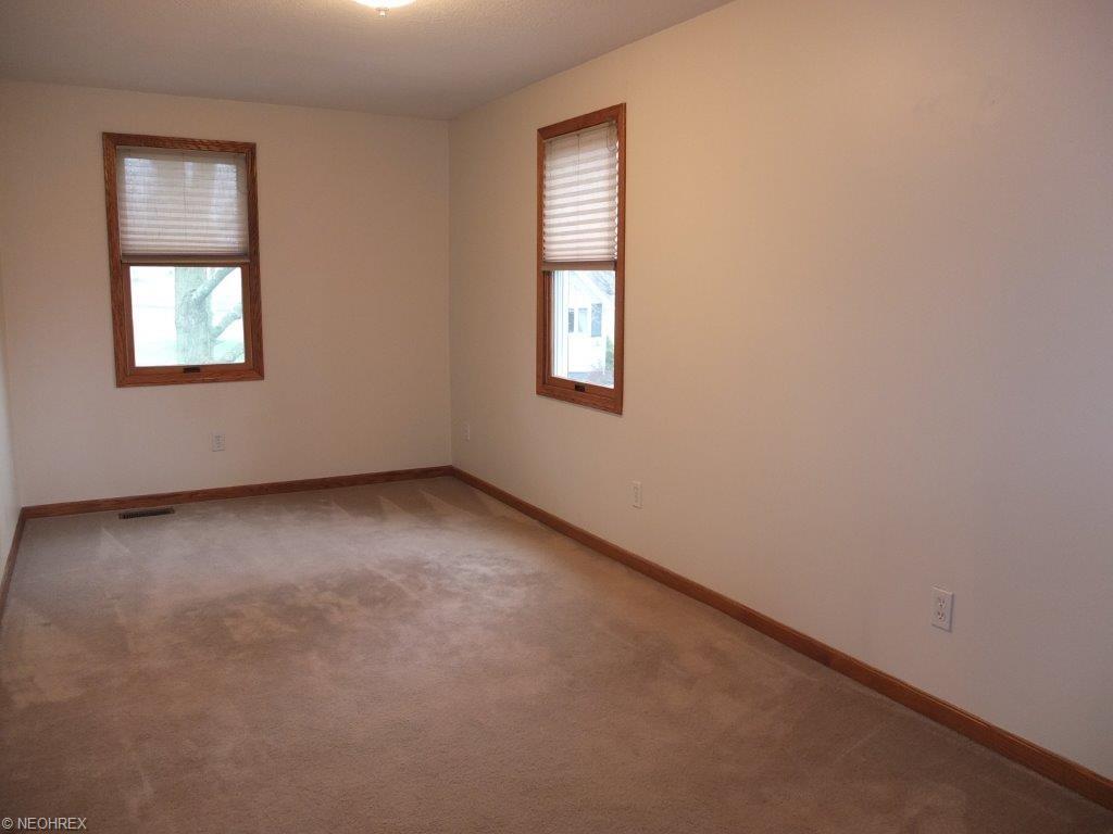 4612 Yoder Ave SW, Canton, OH 44706 photo 6