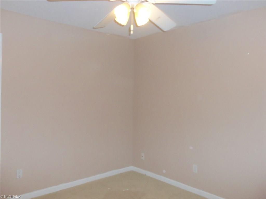 384 Babbitt Rd, Euclid, OH 44123 photo 11