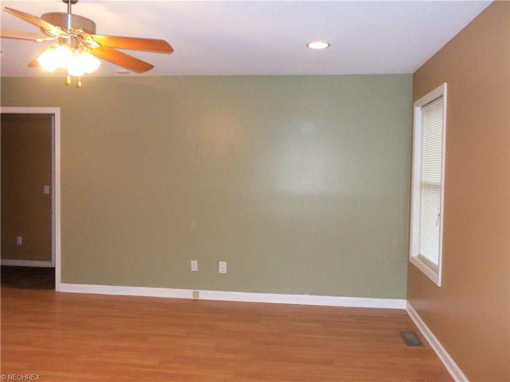 384 Babbitt Rd, Euclid, OH 44123 photo 13