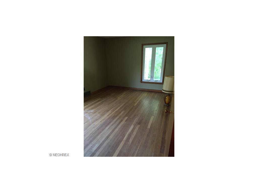 970 Gulf Rd, Elyria, OH 44035 photo 15
