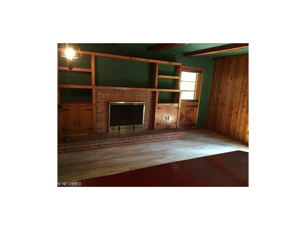 970 Gulf Rd, Elyria, OH 44035 photo 17