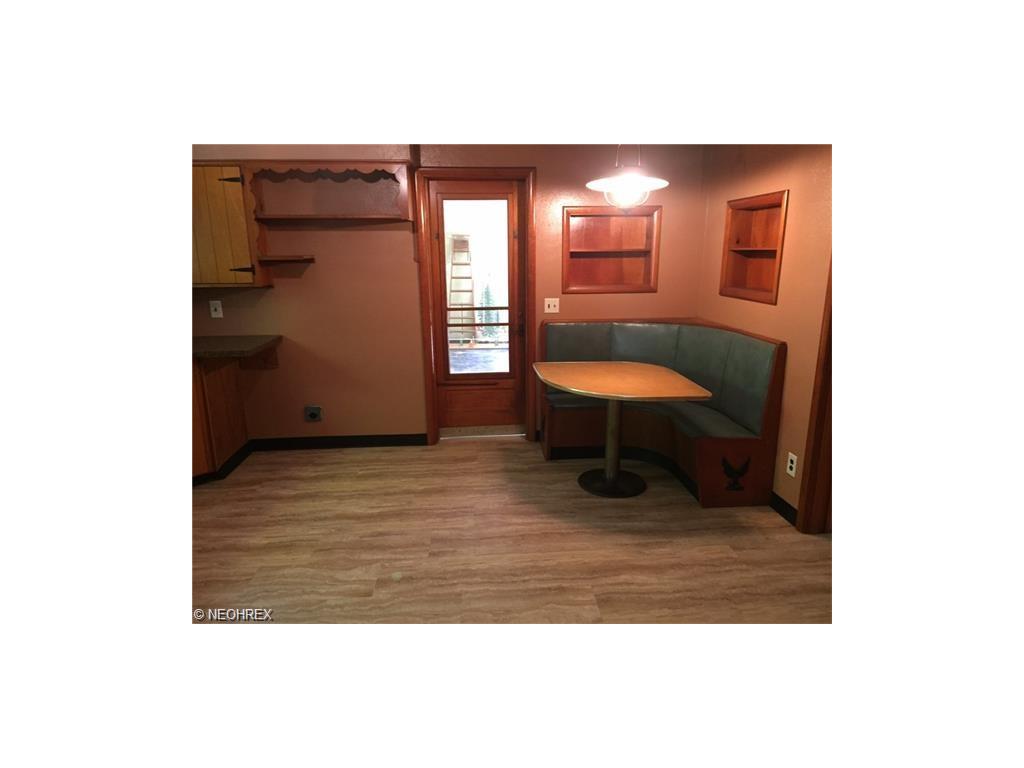 970 Gulf Rd, Elyria, OH 44035 photo 11