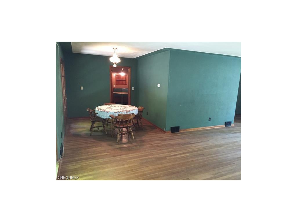 970 Gulf Rd, Elyria, OH 44035 photo 8