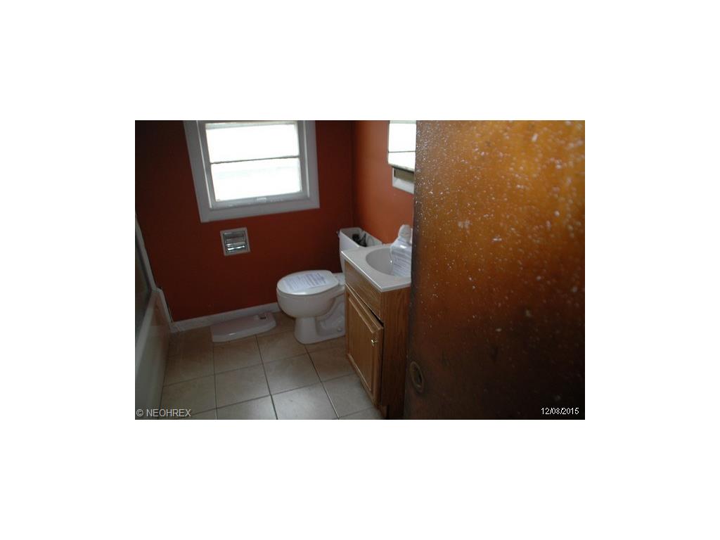 1803 E 298th St, Wickliffe, OH 44092 photo 20