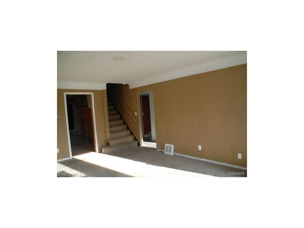 1803 E 298th St, Wickliffe, OH 44092 photo 10
