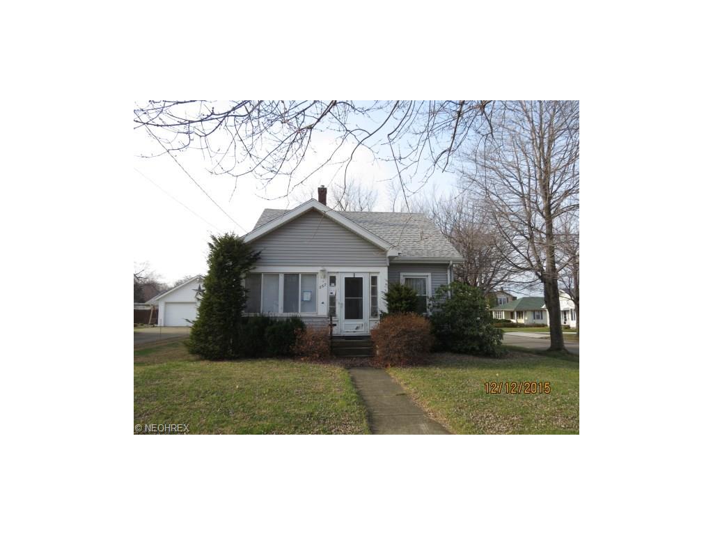 267 Fifield Ave, Conneaut, OH 44030 photo 1