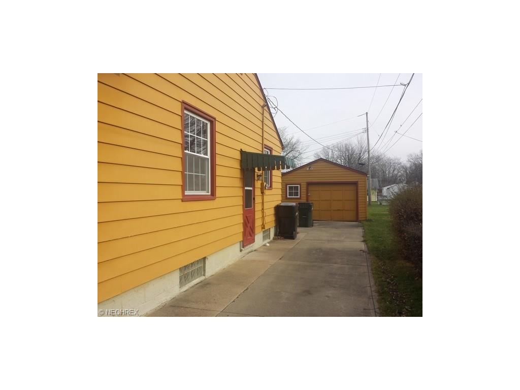 967 Reeve Rd, Elyria, OH 44035 photo 2