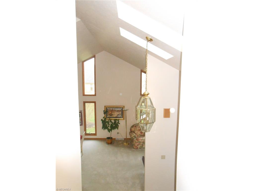 6891 Summit Dr, Canfield, OH 44406 photo 3