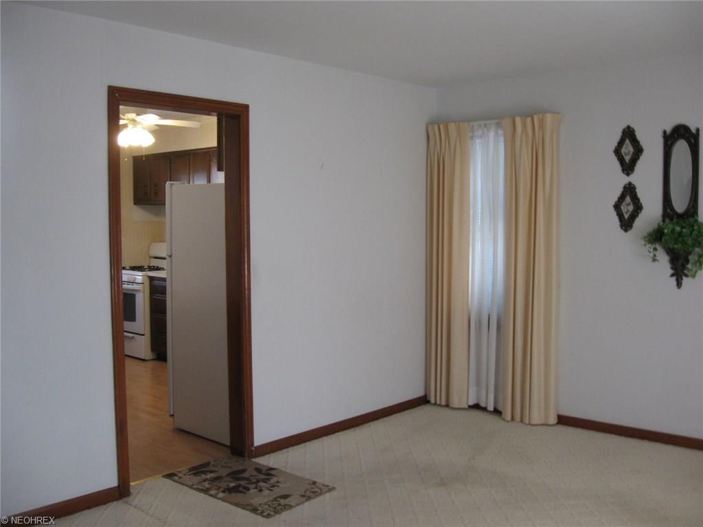 1743 E 36th St, Lorain, OH 44055 photo 5