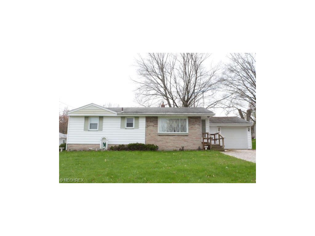 426 W Omar St, Struthers, OH 44471 photo 1