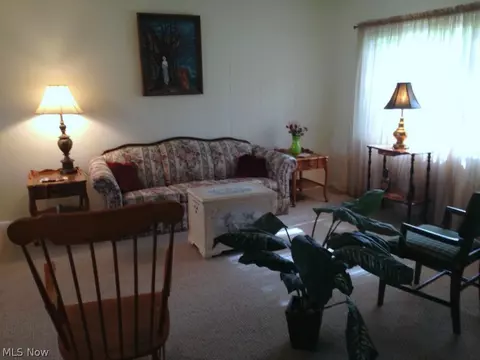 2818 Russell Rd, Ashtabula, OH 44004 photo 5