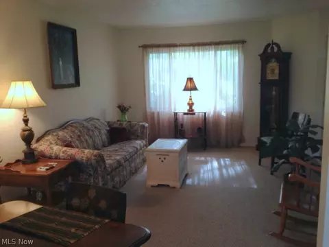 2818 Russell Rd, Ashtabula, OH 44004 photo 4