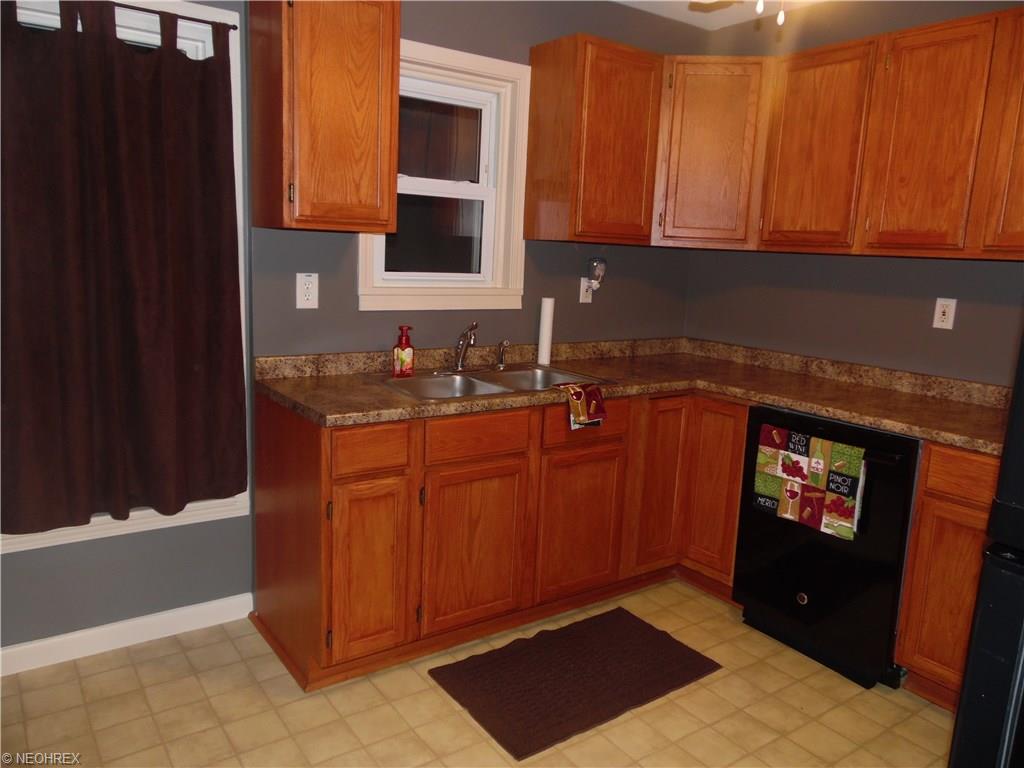 334 Winckles, Elyria, OH 44035 photo 5