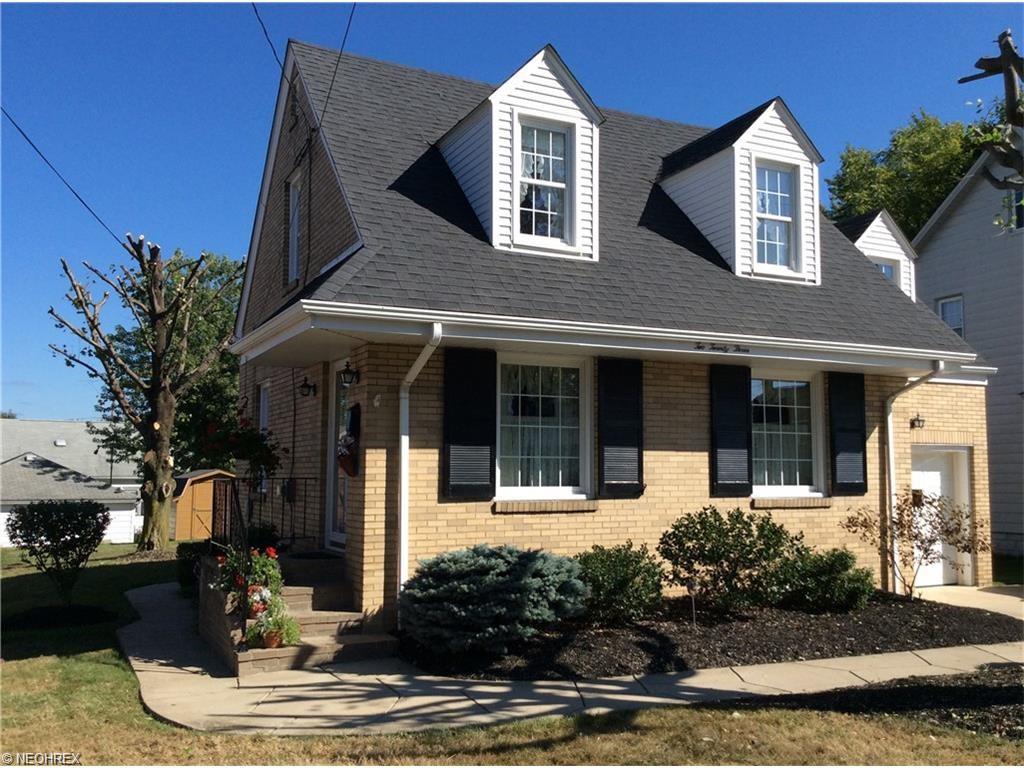 223 Como St, Struthers, OH 44471 photo 1