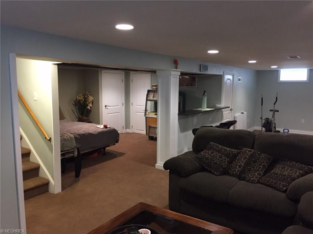 Undisclosed, Willowick, OH 44095 photo 15