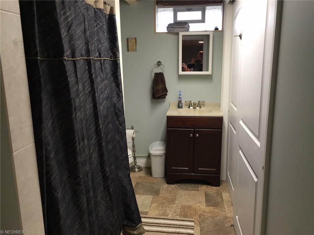 Undisclosed, Willowick, OH 44095 photo 17
