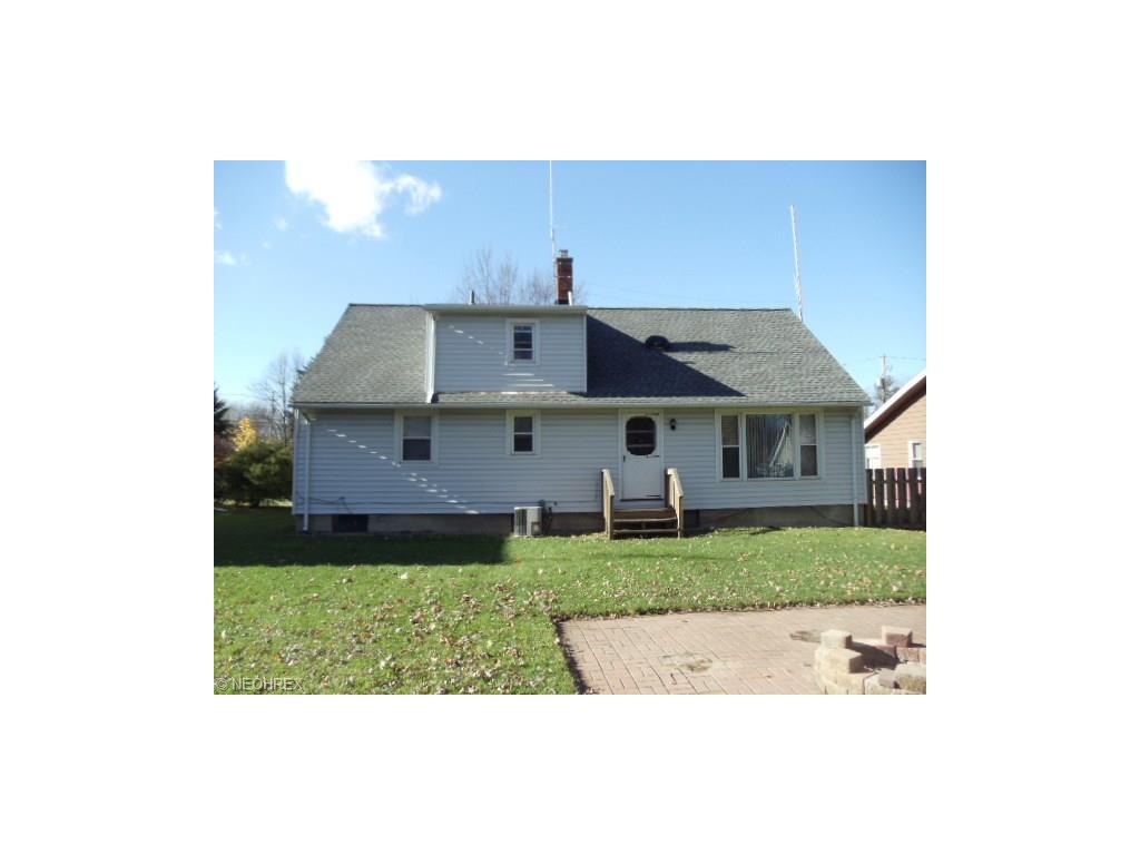 4805 Eldo St, Willoughby, OH 44094 photo 2
