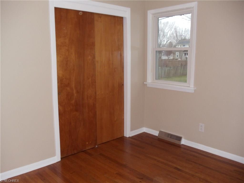 4805 Eldo St, Willoughby, OH 44094 photo 14