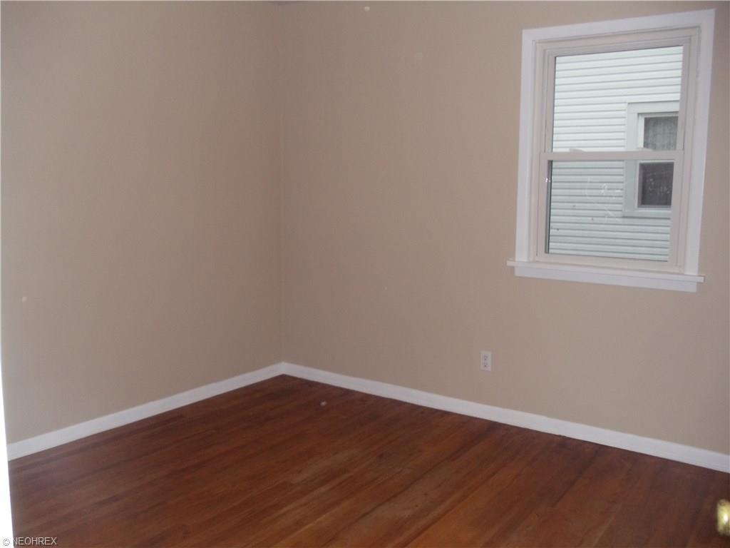 4805 Eldo St, Willoughby, OH 44094 photo 15