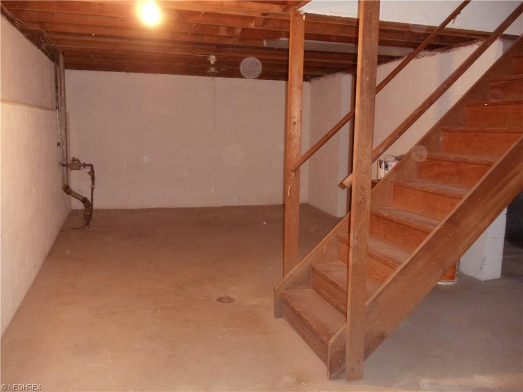 4805 Eldo St, Willoughby, OH 44094 photo 25
