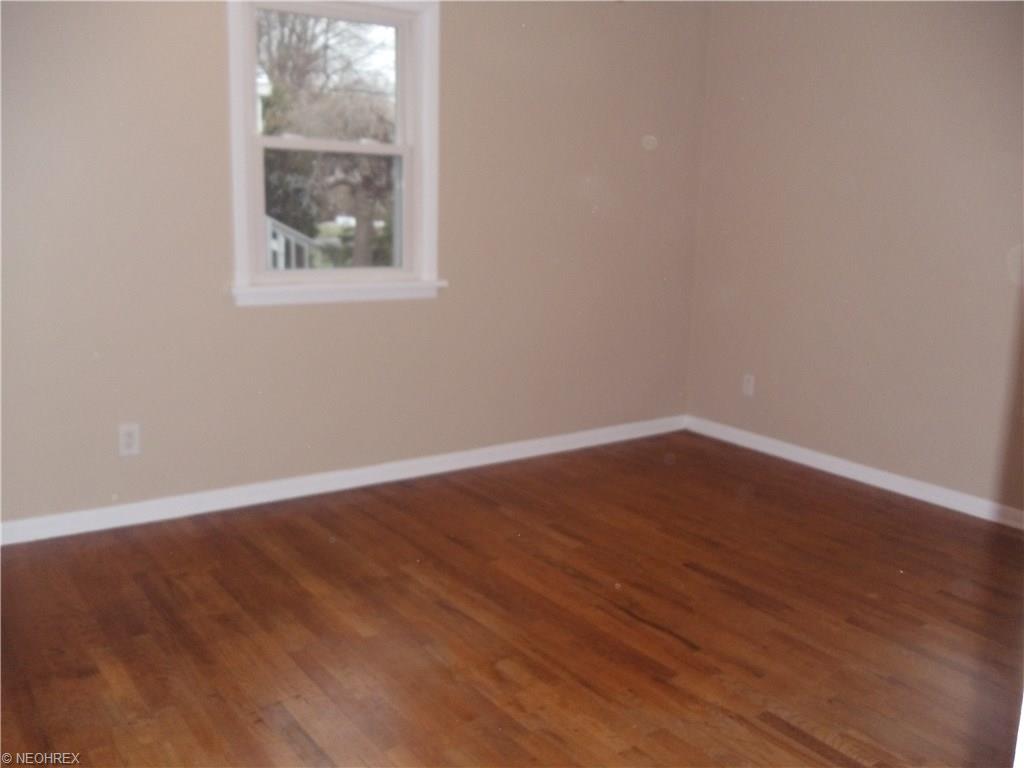 4805 Eldo St, Willoughby, OH 44094 photo 13