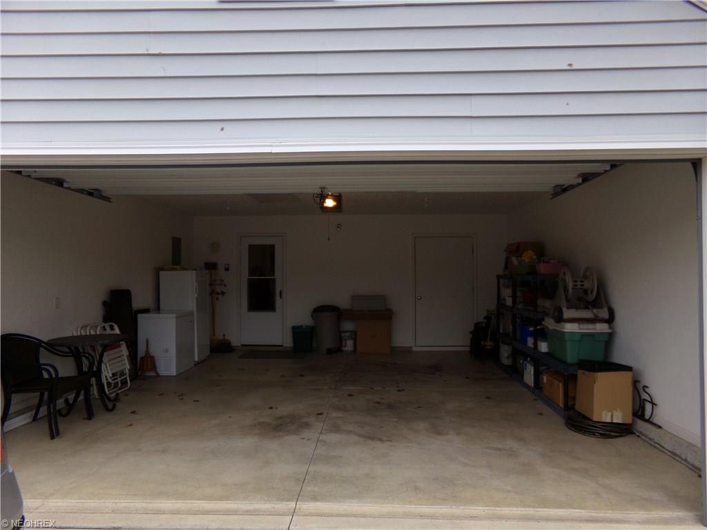 114 Gleneagle Dr, Elyria, OH 44035 photo 22