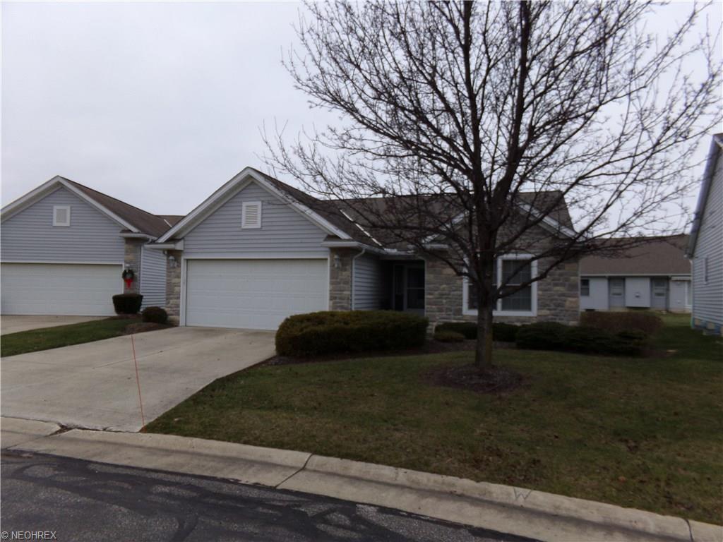 114 Gleneagle Dr, Elyria, OH 44035 photo 1