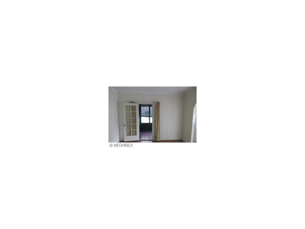 6611 Ridgewood Ave, Parma, OH 44129 photo 7