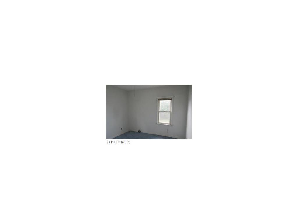 6611 Ridgewood Ave, Parma, OH 44129 photo 10