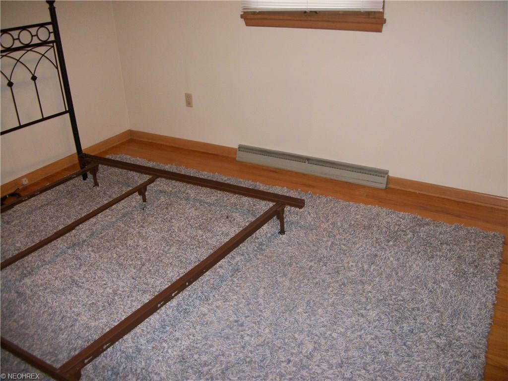 211 High St, Dover, OH 44622 photo 13