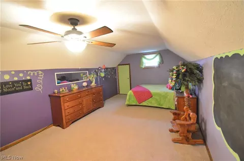 618 Como St, Struthers, OH 44471 photo 12