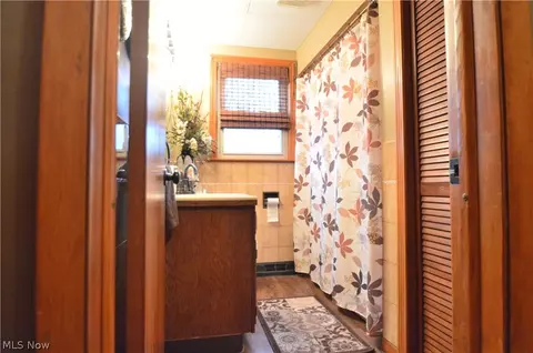 618 Como St, Struthers, OH 44471 photo 11